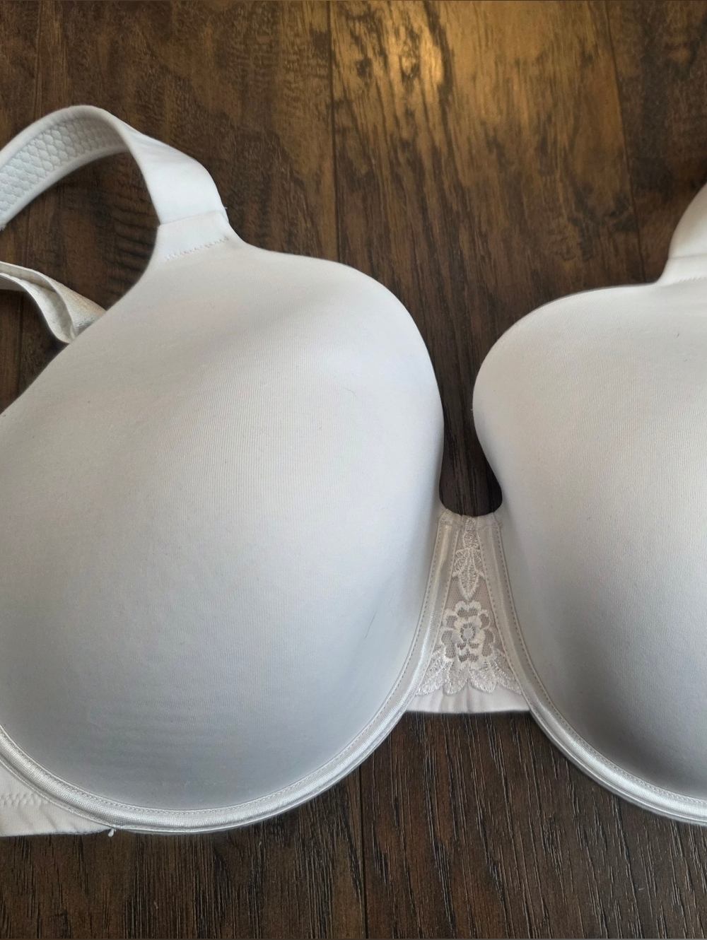 Vanity Fair White T-Shirt Bra